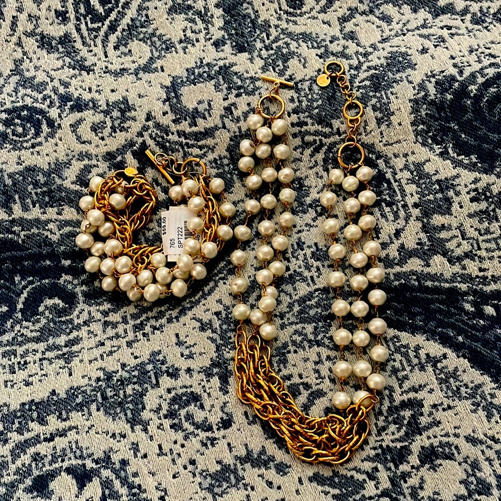 Beautiful Spartina bracelet and necklace set. Pearls and gold. Sold as a set.